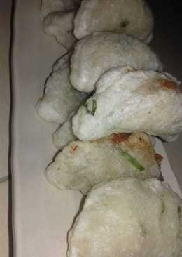 Cireng isi kornet pedas