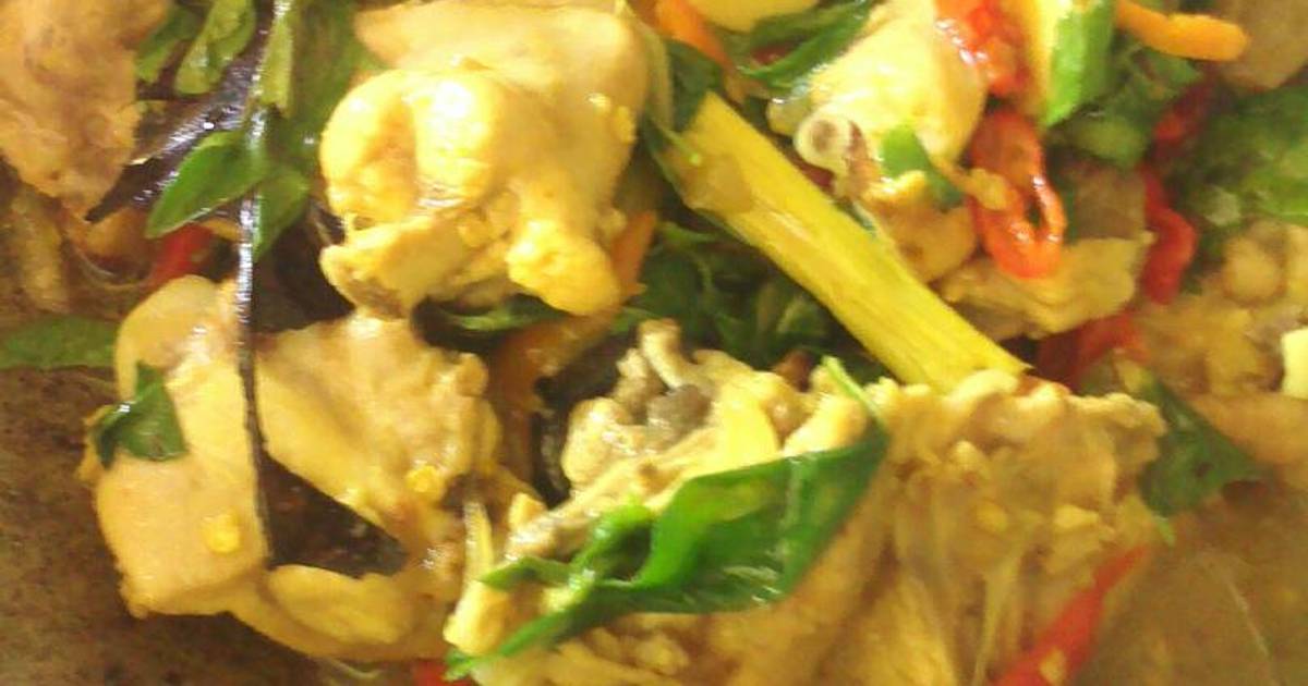 Resep Ayam Kemangi bumbu kuning pedas ala Megawaty Sipayung ( Mama PaPe )