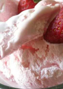 Es krim strawberry ala akooh