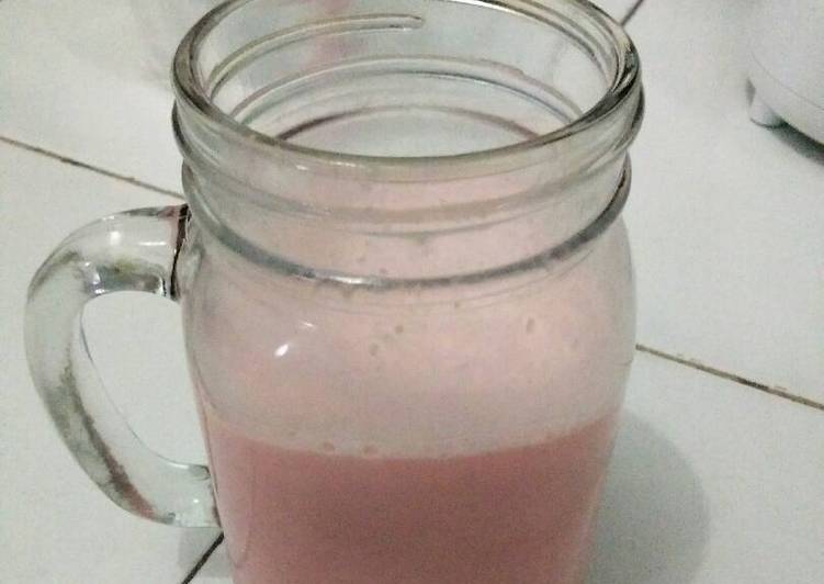 gambar untuk resep makanan Banana smoothie mudah