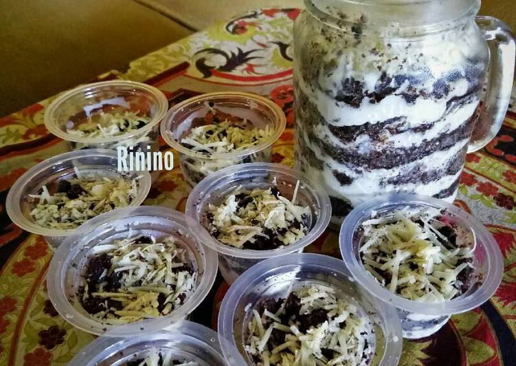 resep lengkap untuk Ice cream cake oreo