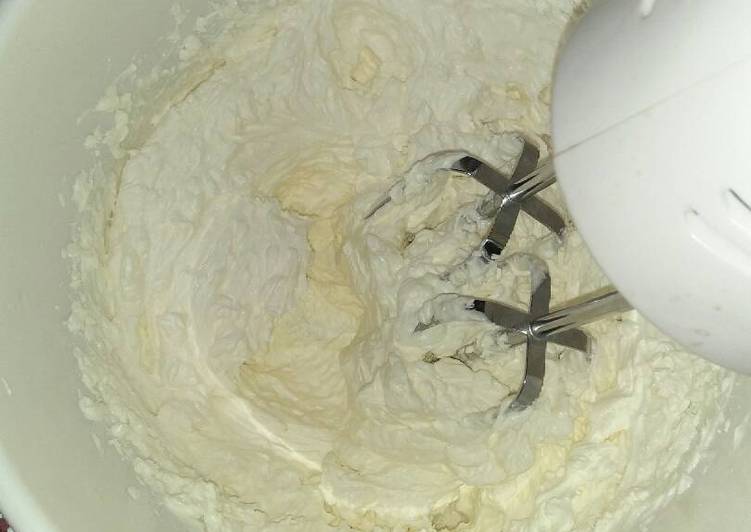 bahan dan cara membuat Simple butter cream