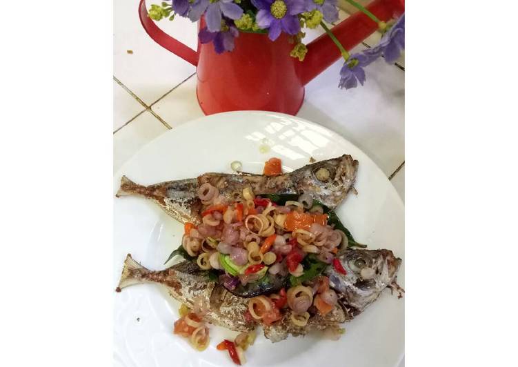 resep masakan Kembung sambal matah