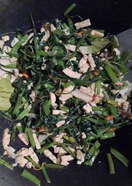 Tumis kangkung campur tempe