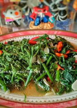 Oseng daun pucuk Waluh / Labu
