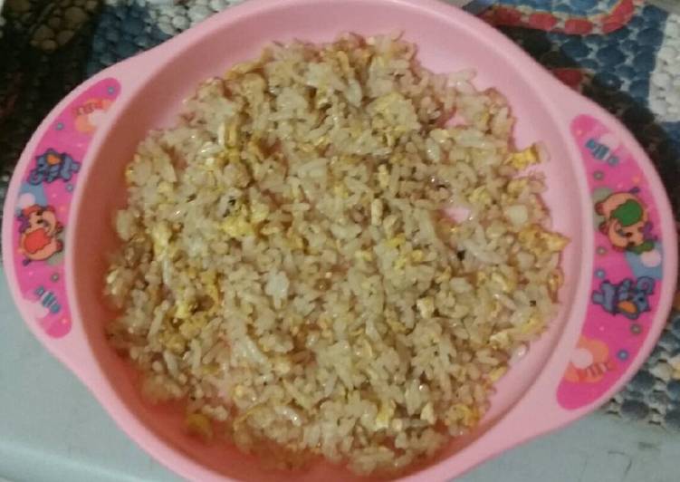 gambar untuk resep makanan Menu anak 1y+ nasi goreng telur