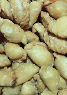 Pastel mini isi abon
