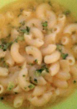 Makaroni brokoli saus keju (10m+)