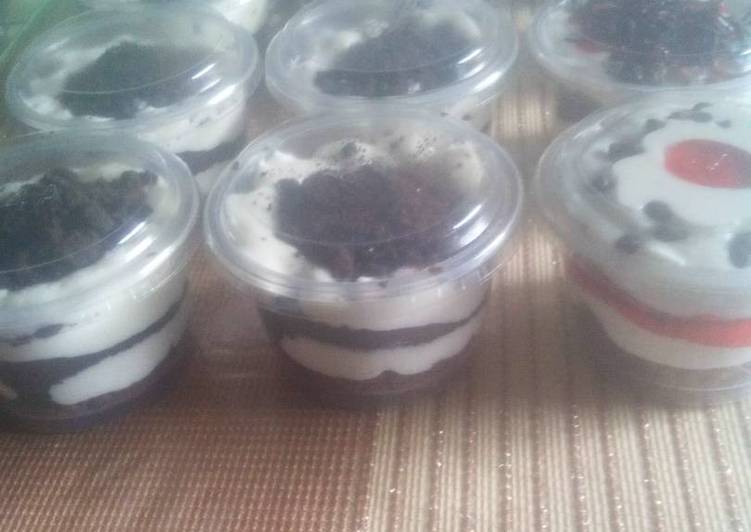 resep lengkap untuk Cheesecake in cup (dgn cream cheese)