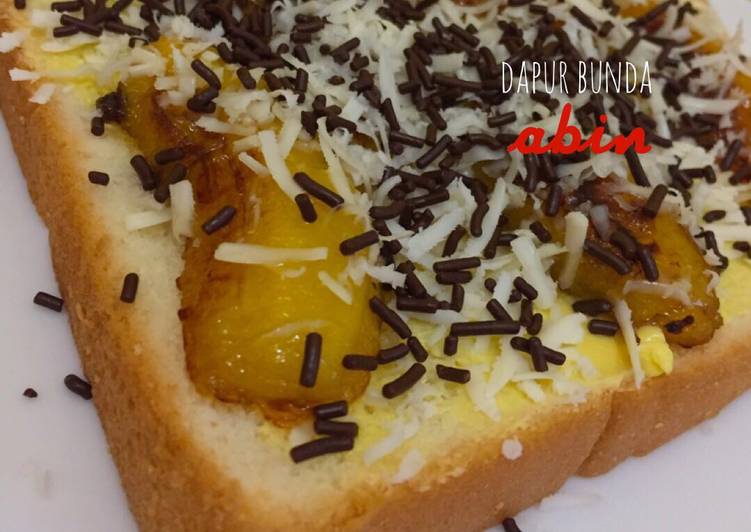 resep Roti isi pisang keju misis