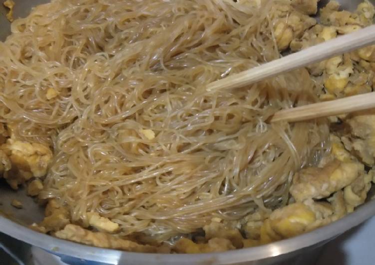  Resep  Bihun Goreng  Vegetarian  Beehoon  oleh Lilik 