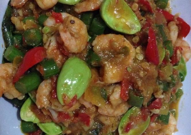 Resep Sambal  goreng udang  Pete  oleh vera Cookpad