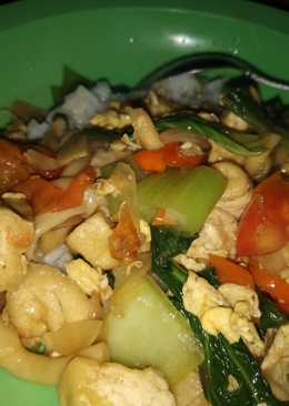 Pakcoy tahu jamur bumbu bawang