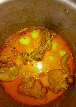 Kari ayam telur puyuh maknyus