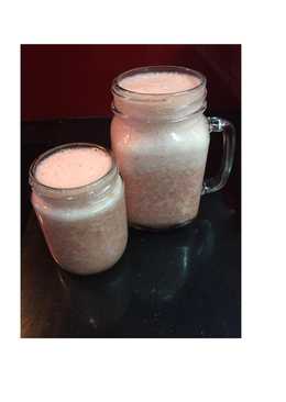 Diet Juice Strawberry Pear Banana Tomato