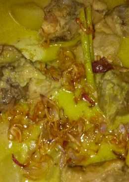 Opor ayam kentang