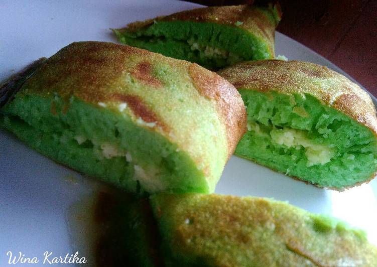 resep masakan Martabak Manis Teflon Pandan Simple