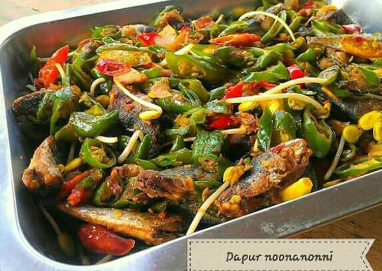 resep Oseng-oseng ikan asin BeJo (caBe iJo)