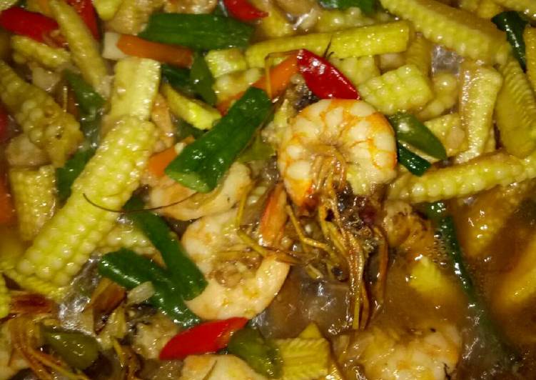 bahan dan cara membuat Tumis udang campur