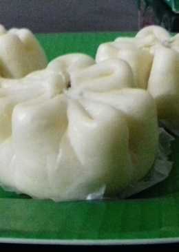 Chicken steamed bun