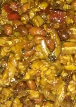 Tempe kering kacang teri pedas asin