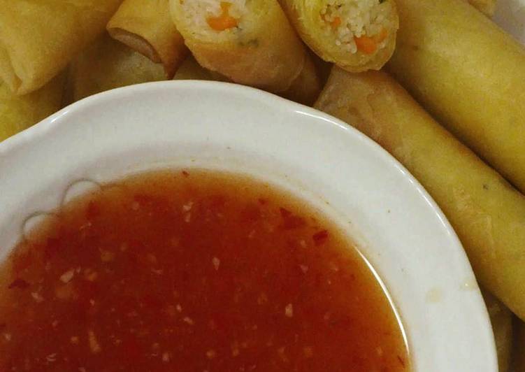 gambar untuk cara membuat Lumpia bihun sayuran dengan sauce pedas ala Thai