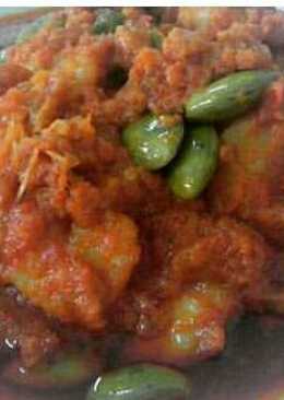 Udang bumbu merah kombi pete