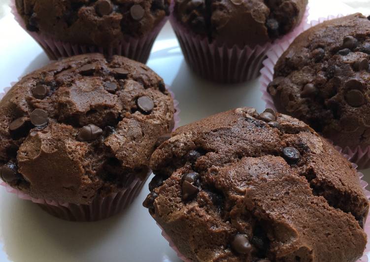 gambar untuk resep makanan Double choco chips muffin