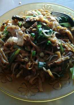 Kwetiaw Goreng khas Pontianak