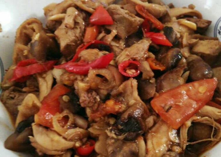 resep makanan Tumis ayam suwir jamur