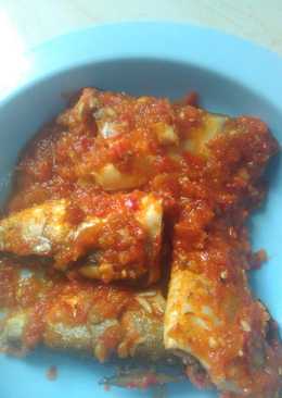 3) Bandeng Balado