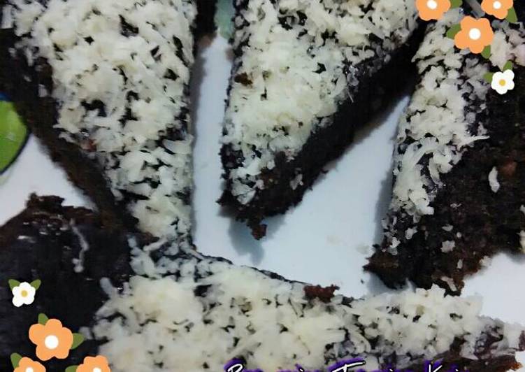  Resep  Brownies  Panggang  Coklat Melted Toping  Keju  Magic 