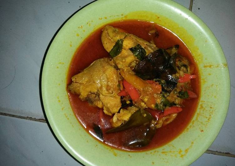 resep lengkap untuk Ayam woku pedas