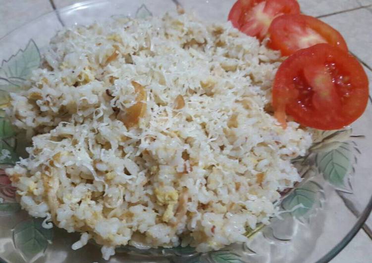 Resep Nasi Goreng Ayam Keju Oleh Ade-Dwi