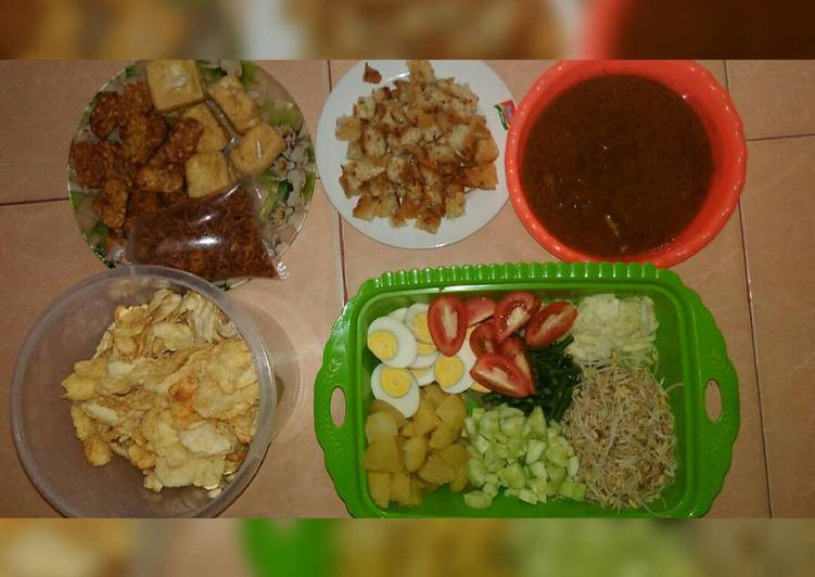 gambar untuk resep makanan Gado Gado Kumplit kuah kacang spesial ala Nadya Khristiansi Simorangkir