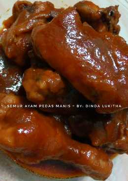 Ayam Gothic (Semur ayam pedas manis)