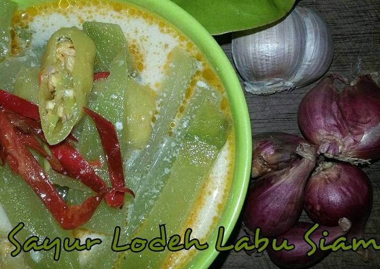 resep makanan Sayur Lodeh Labu Siam