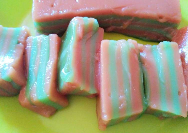 resep lengkap untuk Kue Lapis Sagu