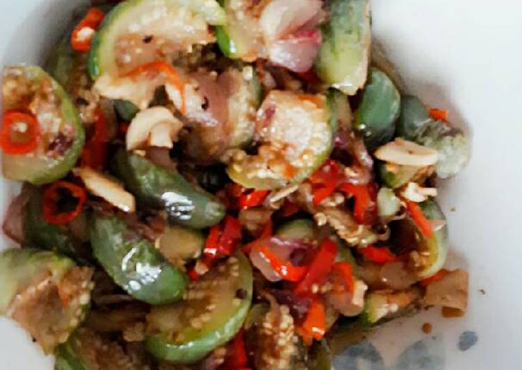 Resep Sambel terong bulat  oleh Ni Putu Yunita Dewi Cookpad