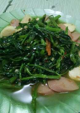 Tumis kangkung terasi pke baso ikan sm sosis