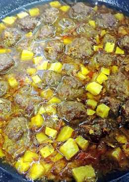 Semur Bola-Bola Daging