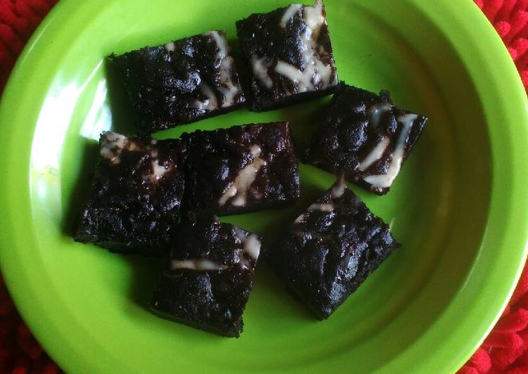 gambar untuk resep Brownies Oreo Anti Gagal Ala Anak Kos