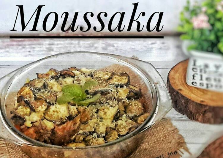 resep lengkap untuk Moussaka