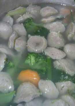 Sop 3 diva (brokoli wortel bakso)
