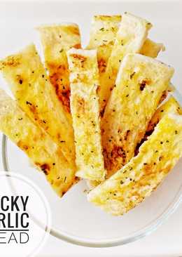 Sticky Garlic Bread