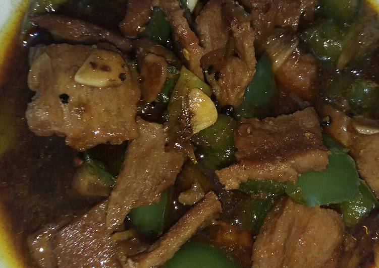 resep masakan Daging sapi paprika ijo saos lada hitam