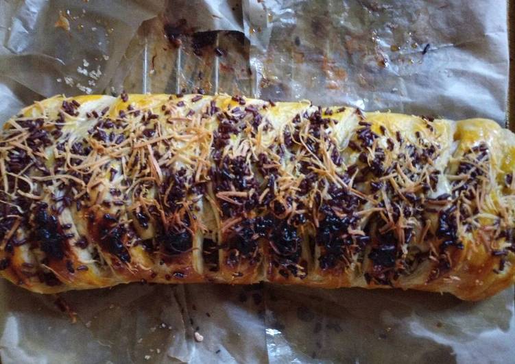 Resep Strudel Pisang Coklat Keju Oleh Dapur Anak Aisyah Cookpad
