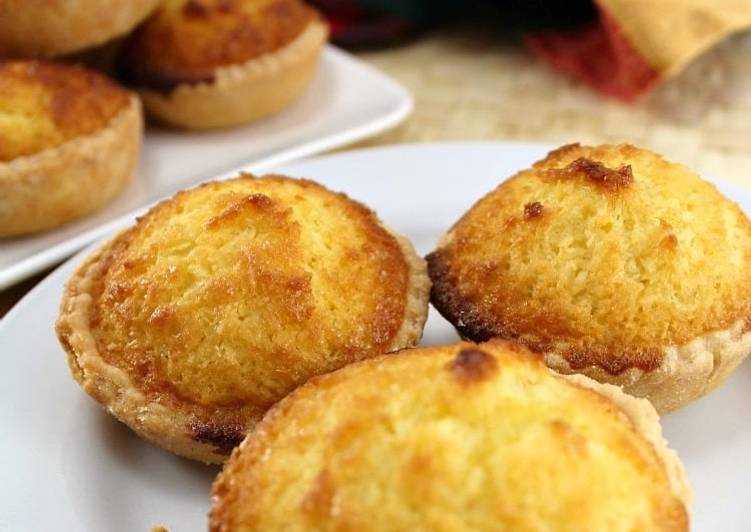 Coconut Tart (roti kelapa)