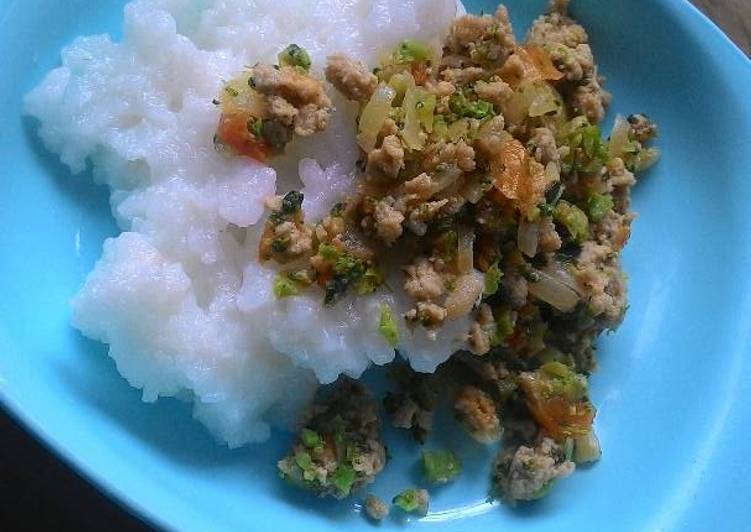 resep makanan Ayam Cah Brokoli (MPASI 9m++)