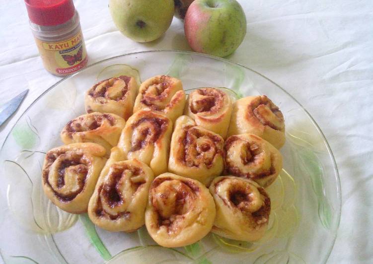 resep masakan Cinamon Apple Roll